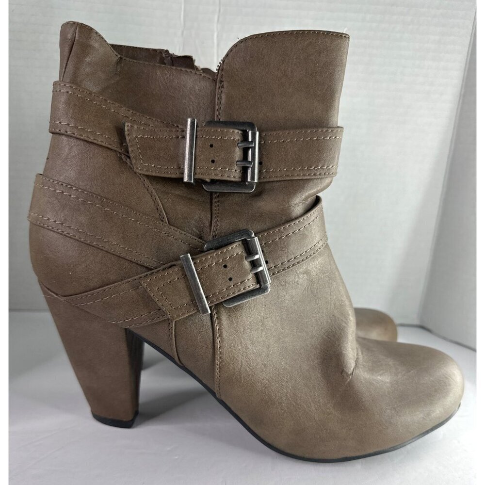 Madden Girl Women’s Brown 11M Heeled Ankle Boots Y2K Fall Office Chic old money